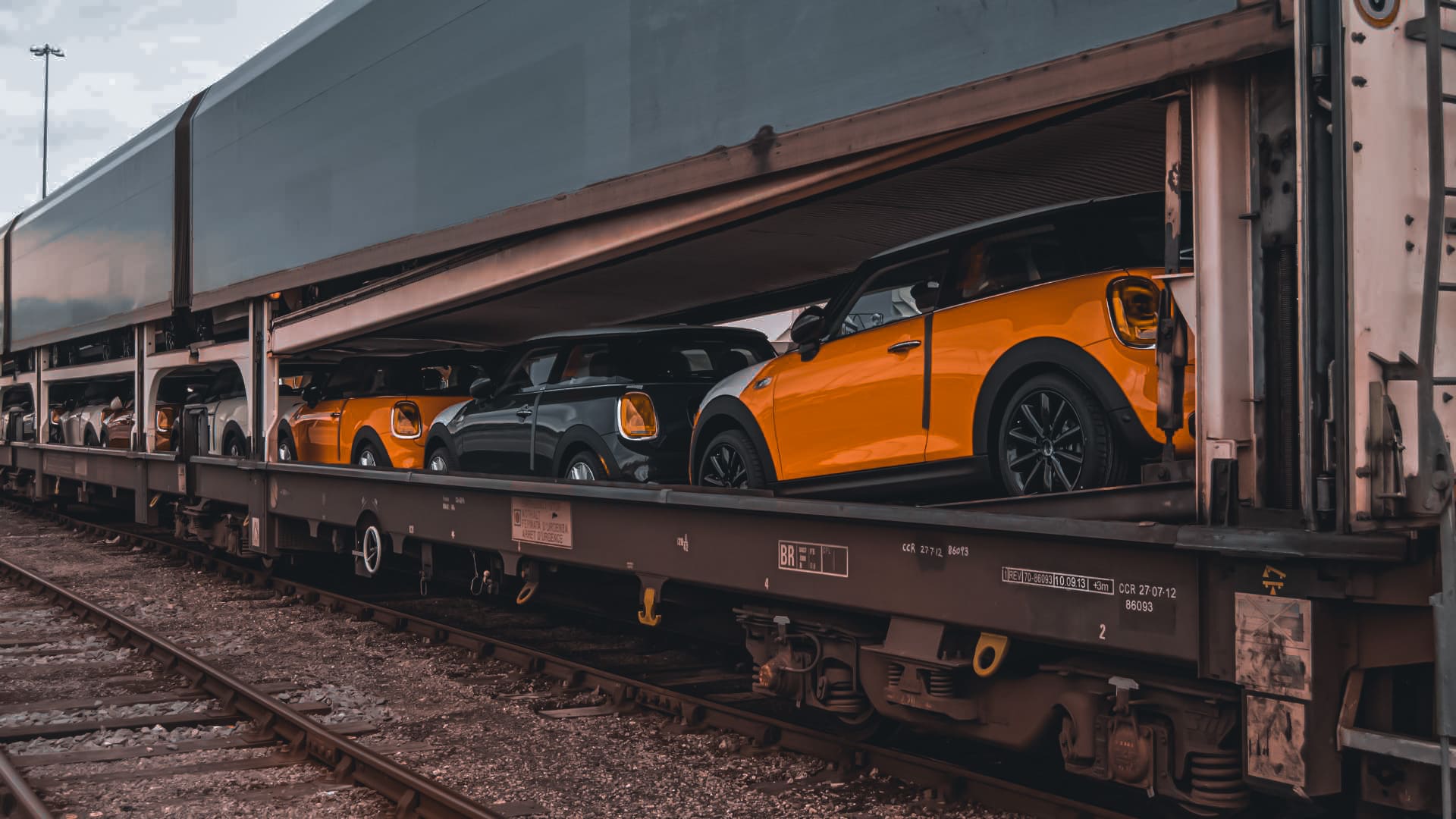 car shipping by train